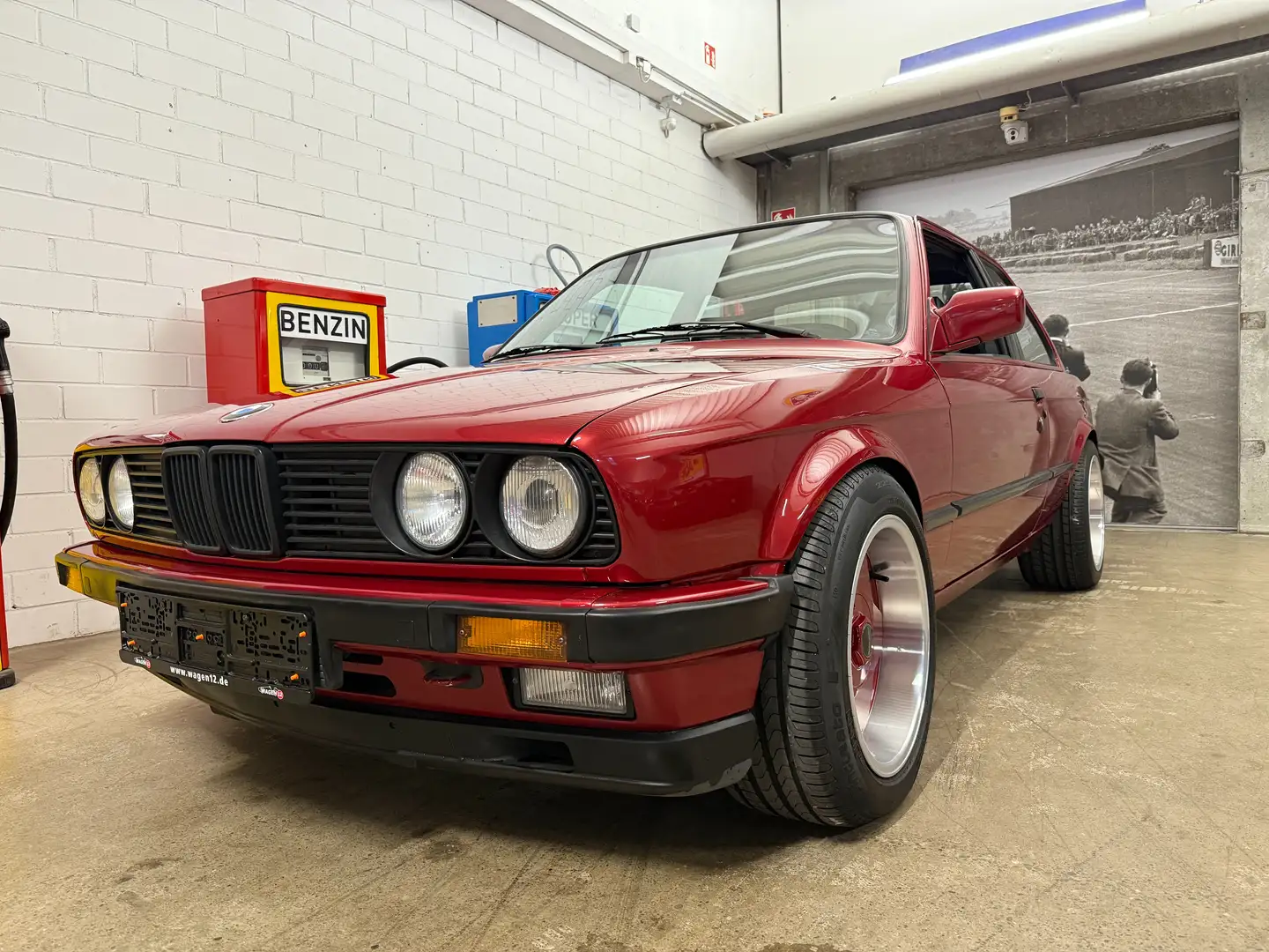 BMW 325 M5 E28 Rot - 2