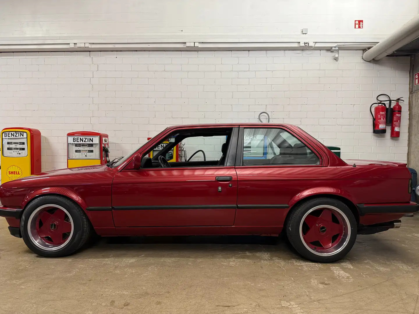 BMW 325 M5 E28 Rot - 1