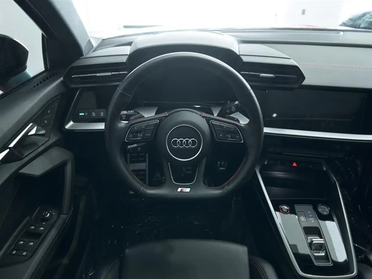 Audi S3 снимка Audi S3
