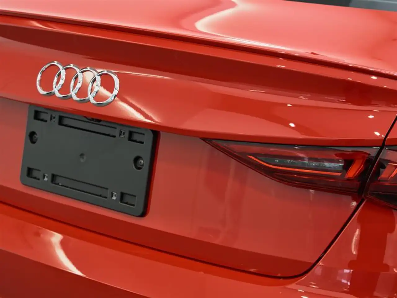 Audi S3 снимка Audi S3