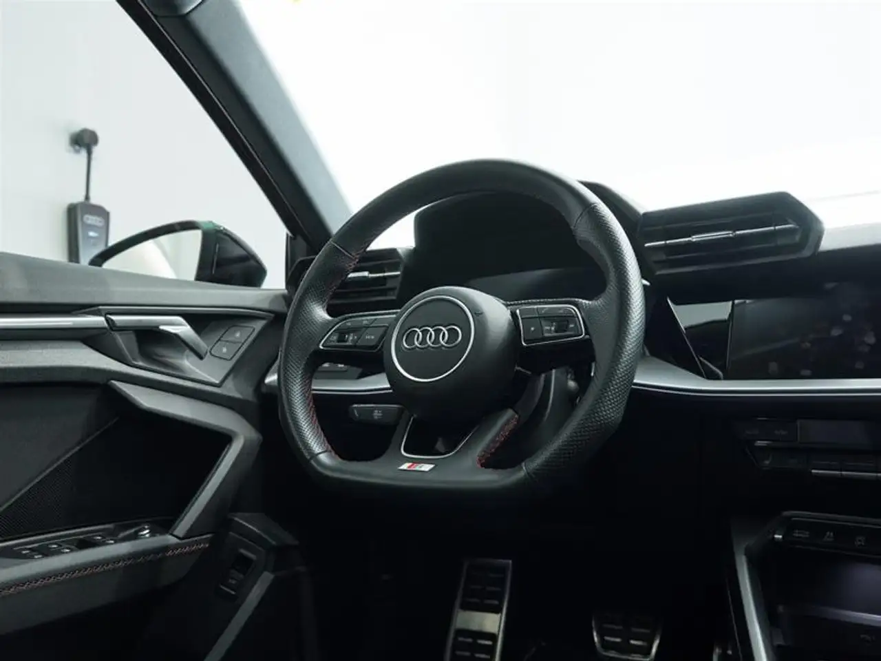 Audi S3 снимка Audi S3