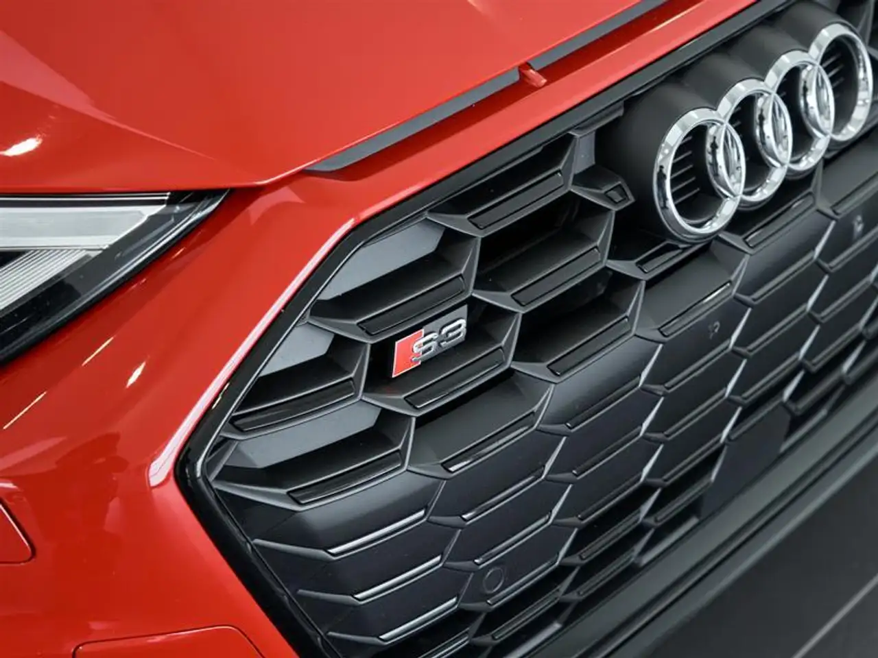 Audi S3 снимка Audi S3