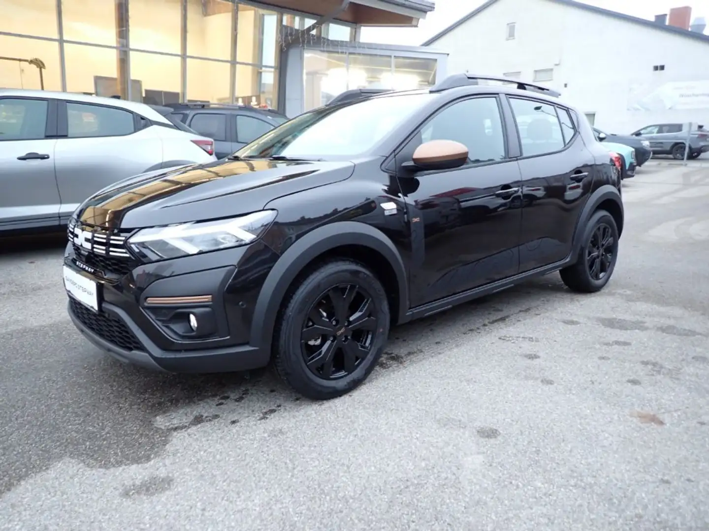 Dacia Sandero 3 Stepway Extreme+ TCe 90 Schwarz - 2