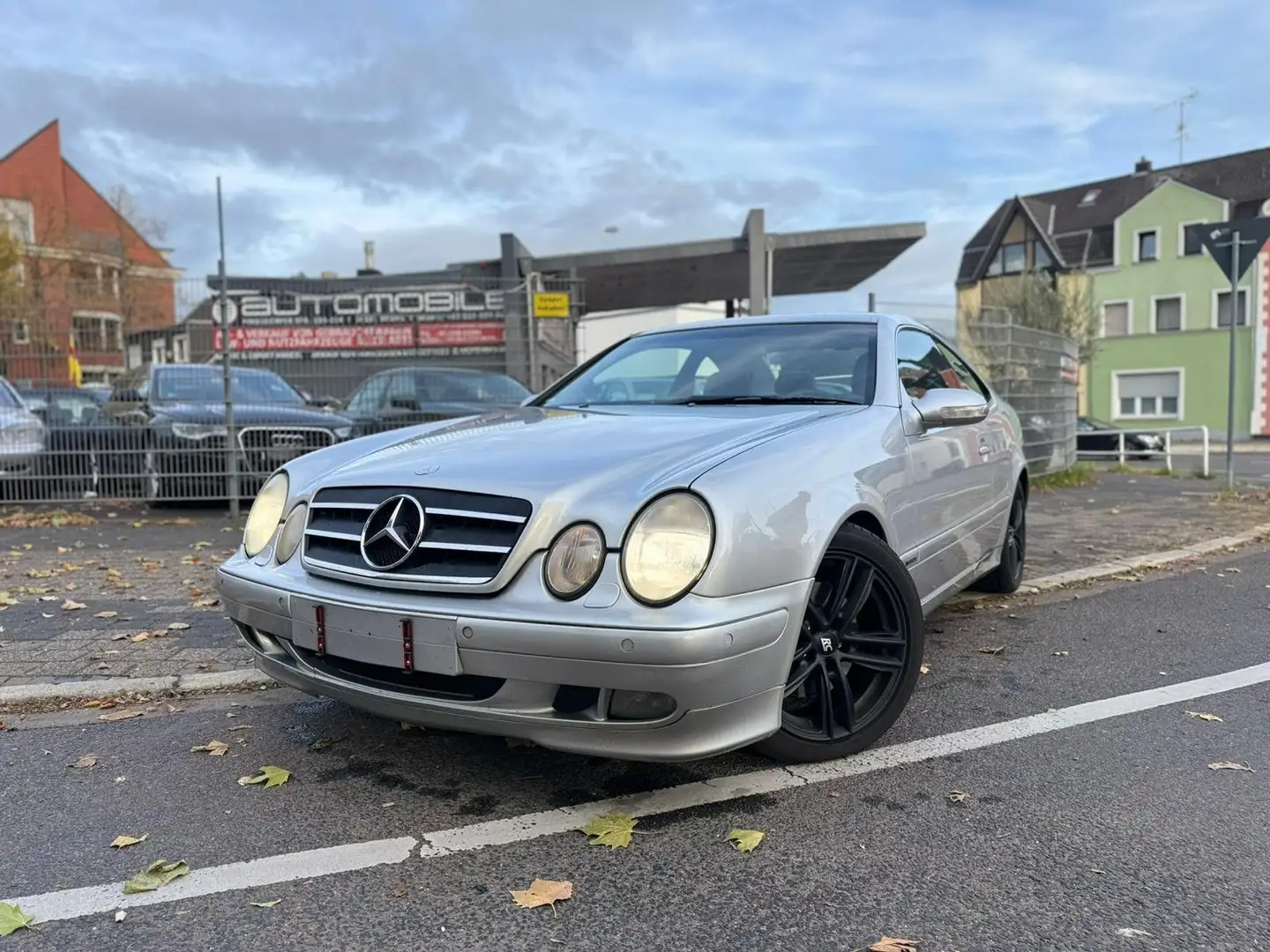 Mercedes-Benz CLK 320 CLK 320 Elegance3.Hand**TÜV&ServiceNEU*Memory Silber - 1