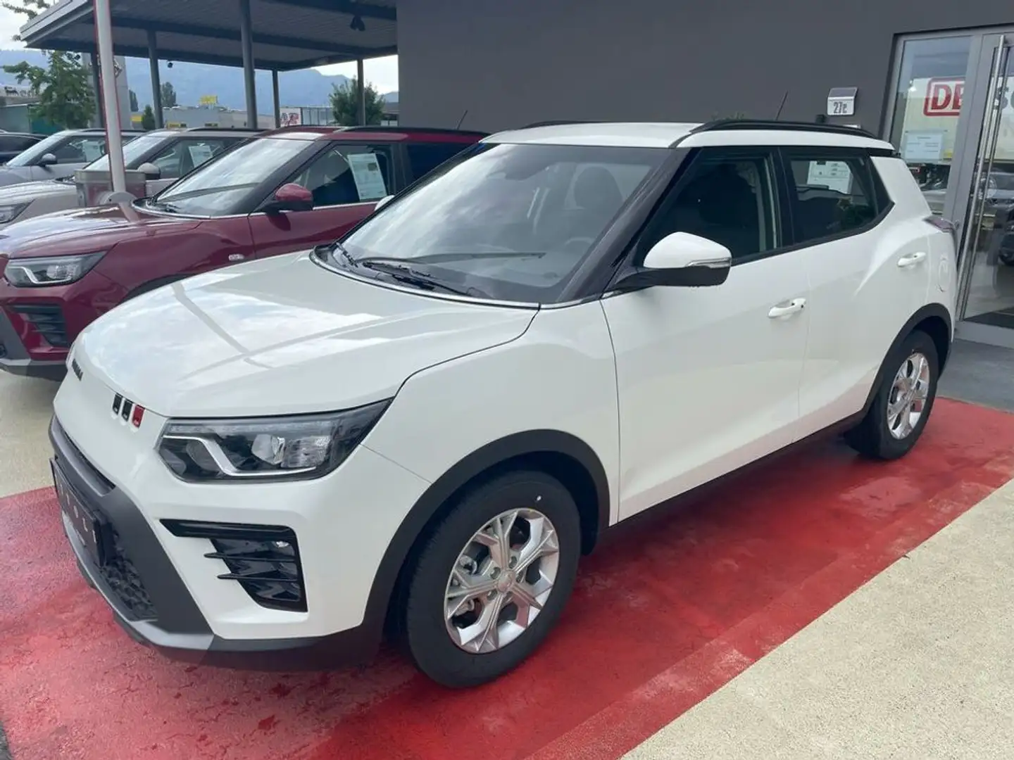 KGM Tivoli KGM 1.5 GDI Style Automatik Keyless! Weiß - 1