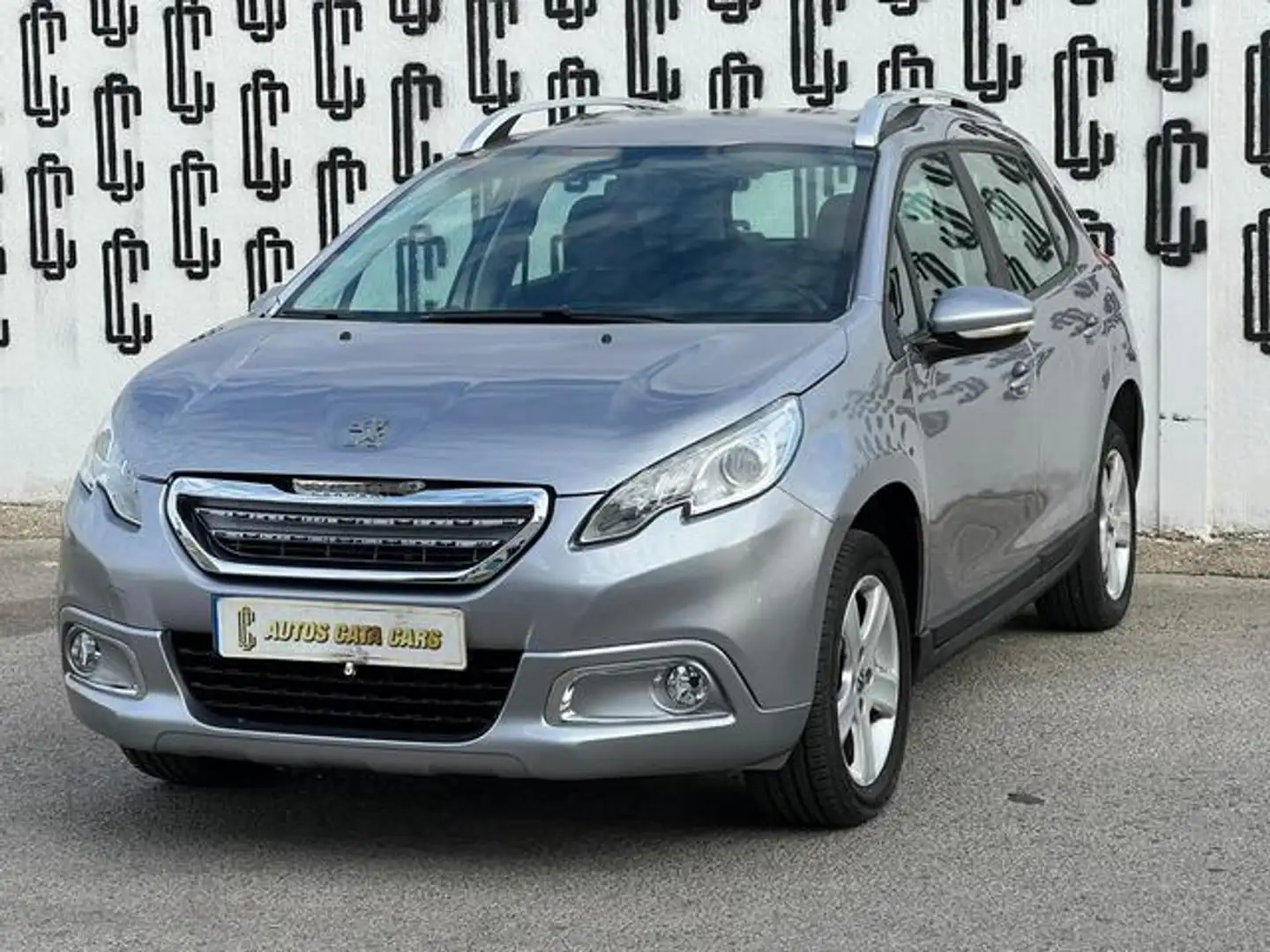 Peugeot 2008 1.2 PureTech Access 82 Gris - 1