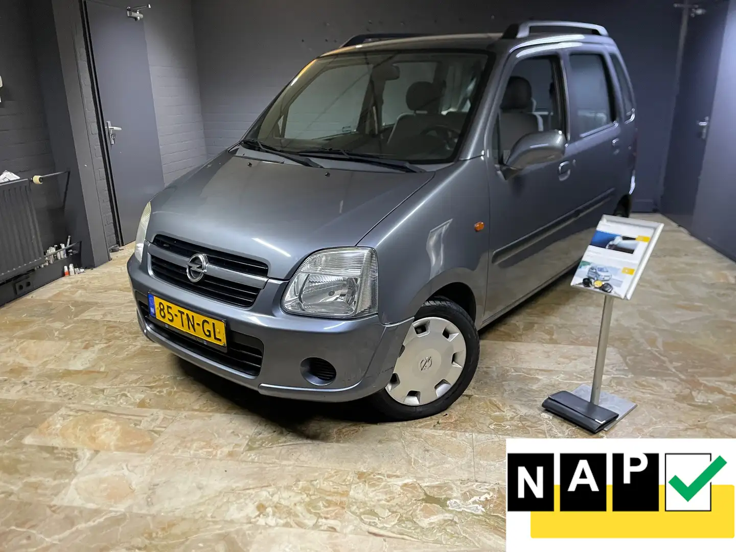 Opel Agila 1.2-16V Flexx Airco 66000 KM Grijs - 1