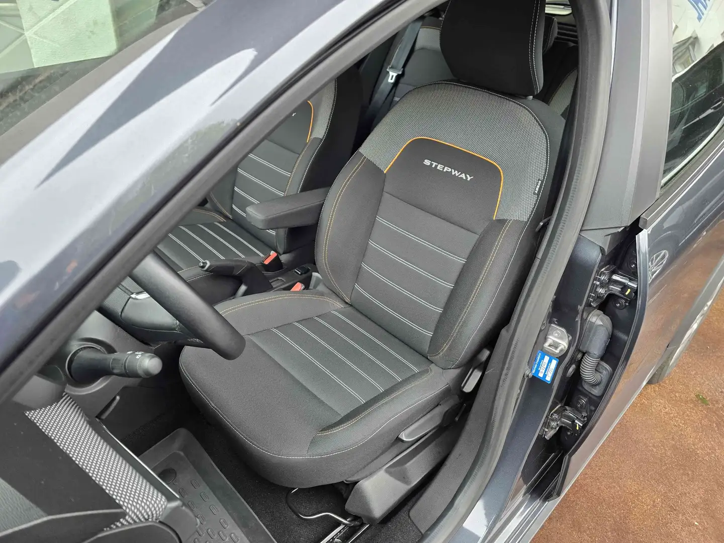 Dacia Sandero III Stepway Comfort* LPG*LED*KAMERA*NAVI* Grijs - 2