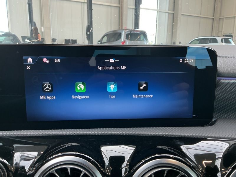 Mercedes-Benz CLA 180 d Coupé Luxury Line — photo 15