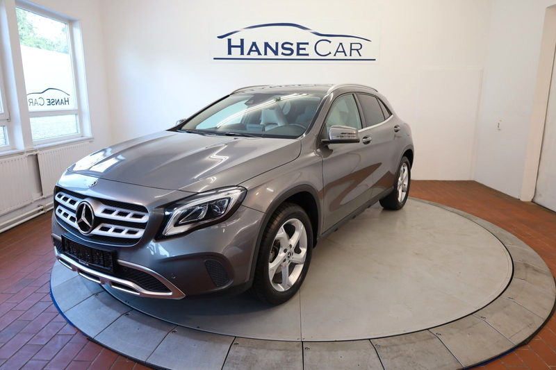 Mercedes-Benz GLA 200 /Navi/PDC/LED/AHK/ — photo 2