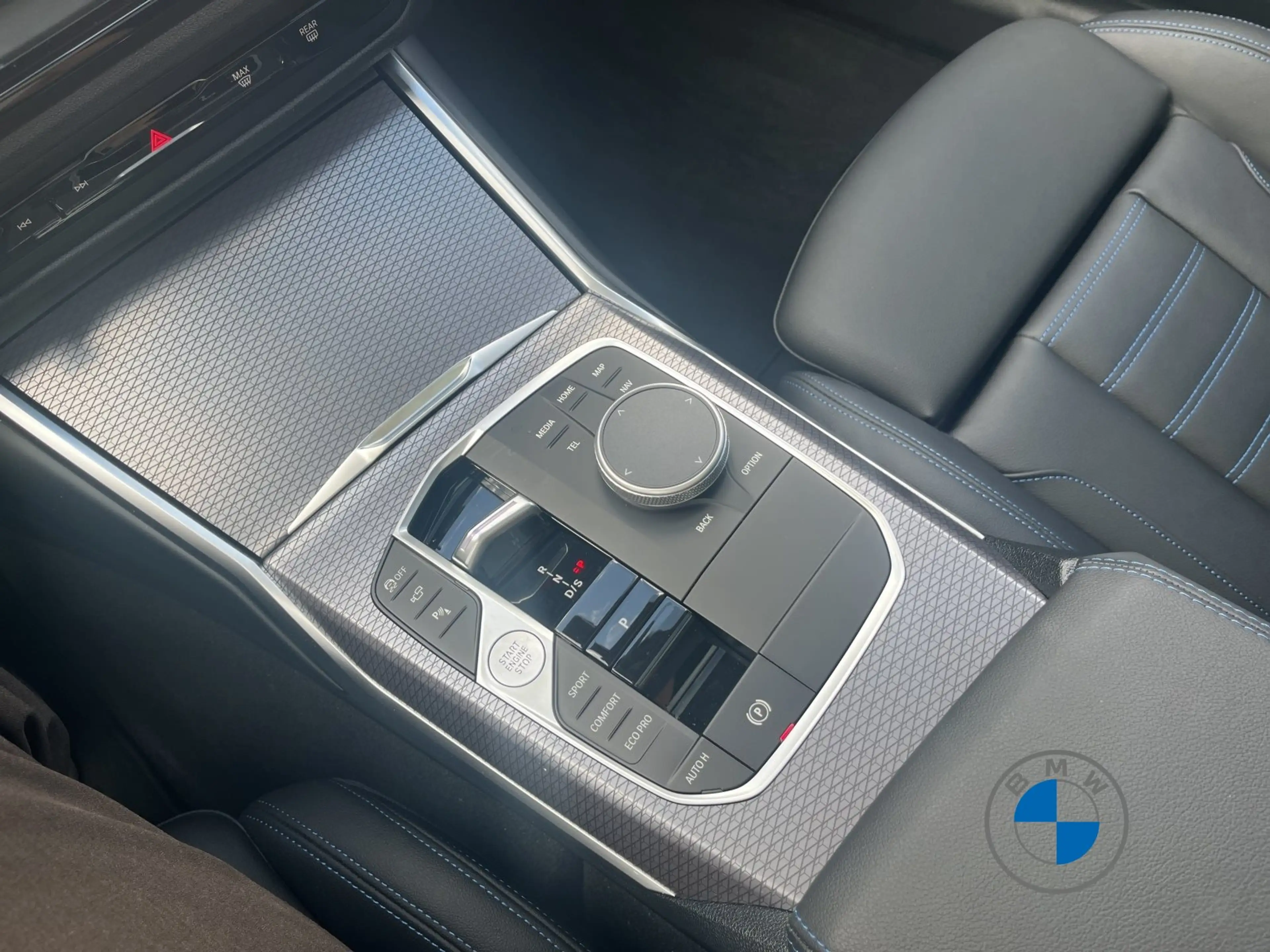 BMW 340 M340d xDrive Touring M Sport 19" LED Pano HIFI — photo 14