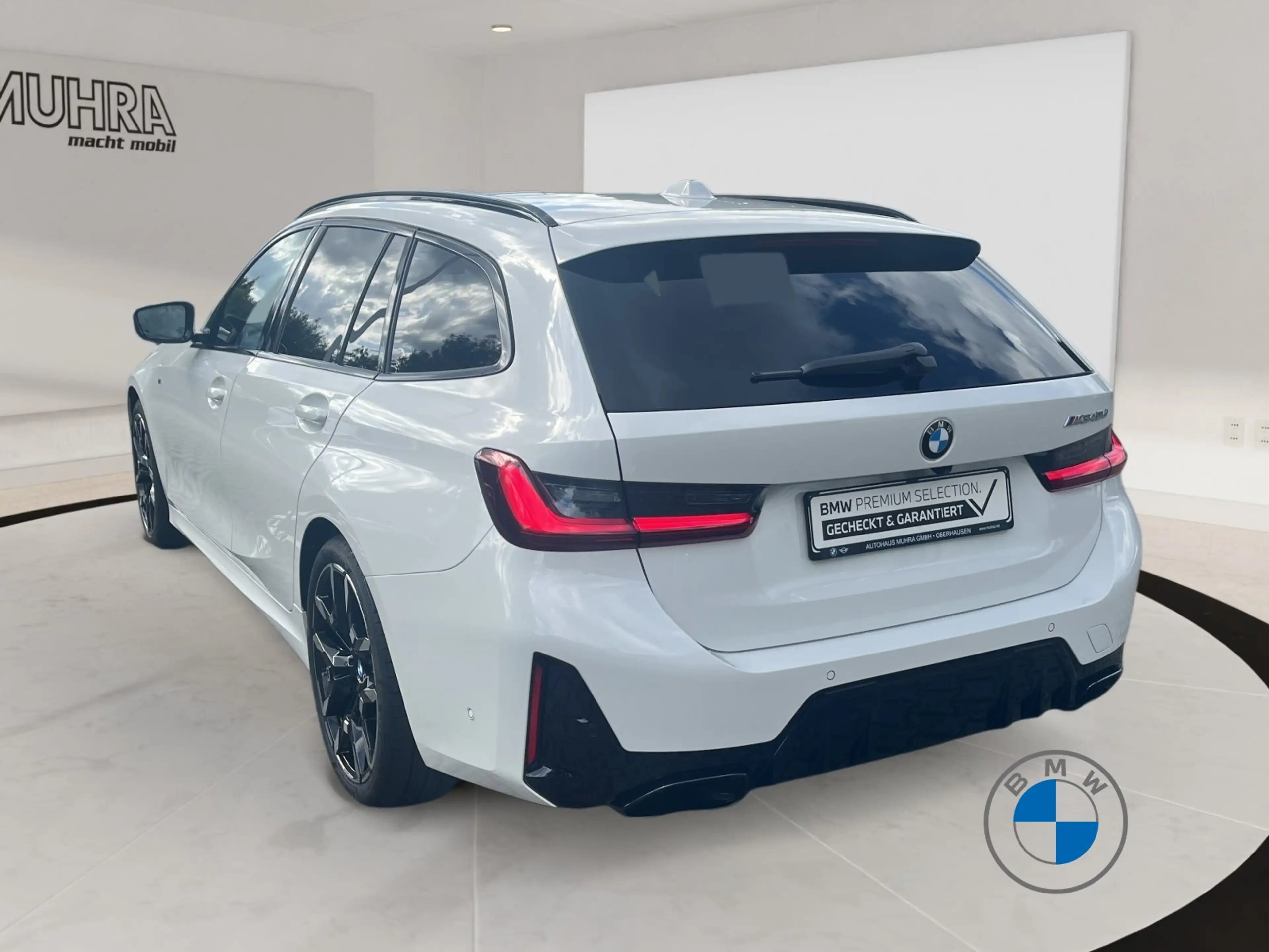 BMW 340 M340d xDrive Touring M Sport 19" LED Pano HIFI — photo 4