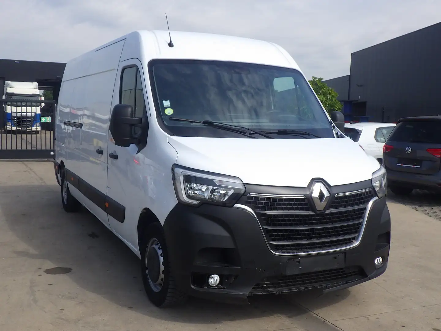 Renault Master (Stock ID 70087) White - 1