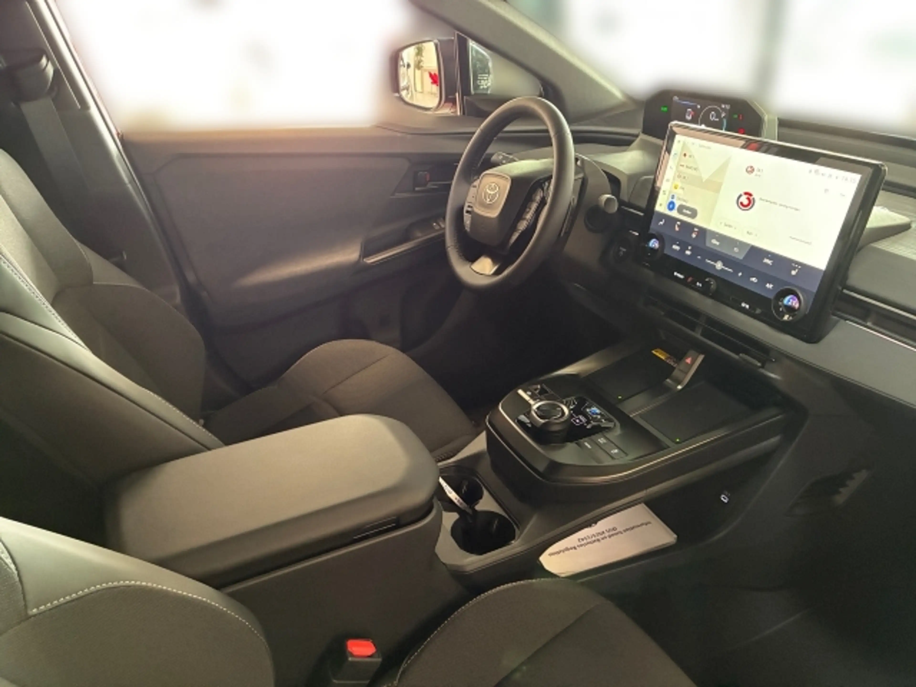 Toyota C-HR+ Toyota C-HR+ 5-Türer Teamplayer Elektromotor / 77 — photo 15