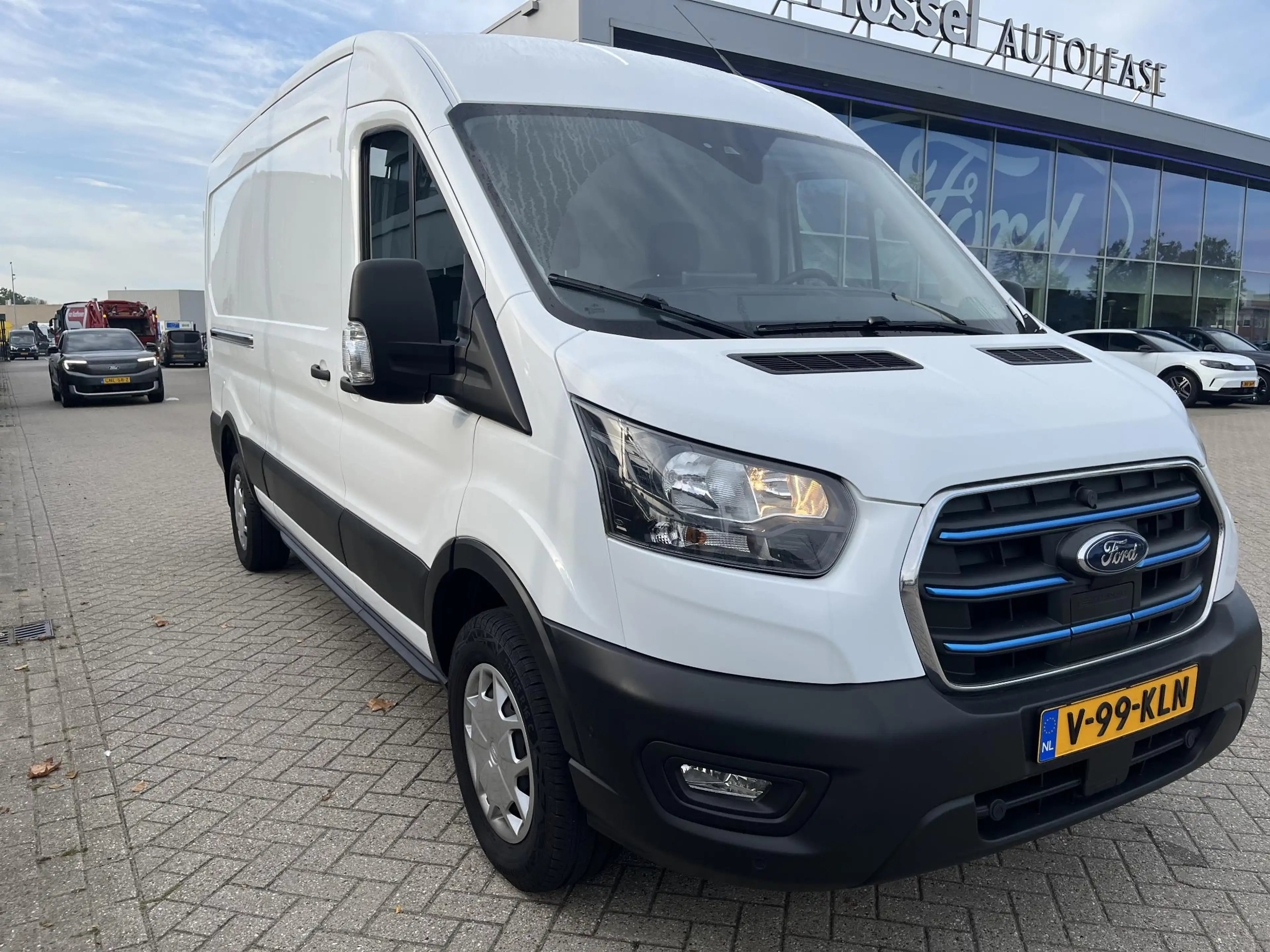 Ford E-Transit 350 L3H2 Trend 68 kWh | Bliz | Achteruitrijdcamera — photo 3