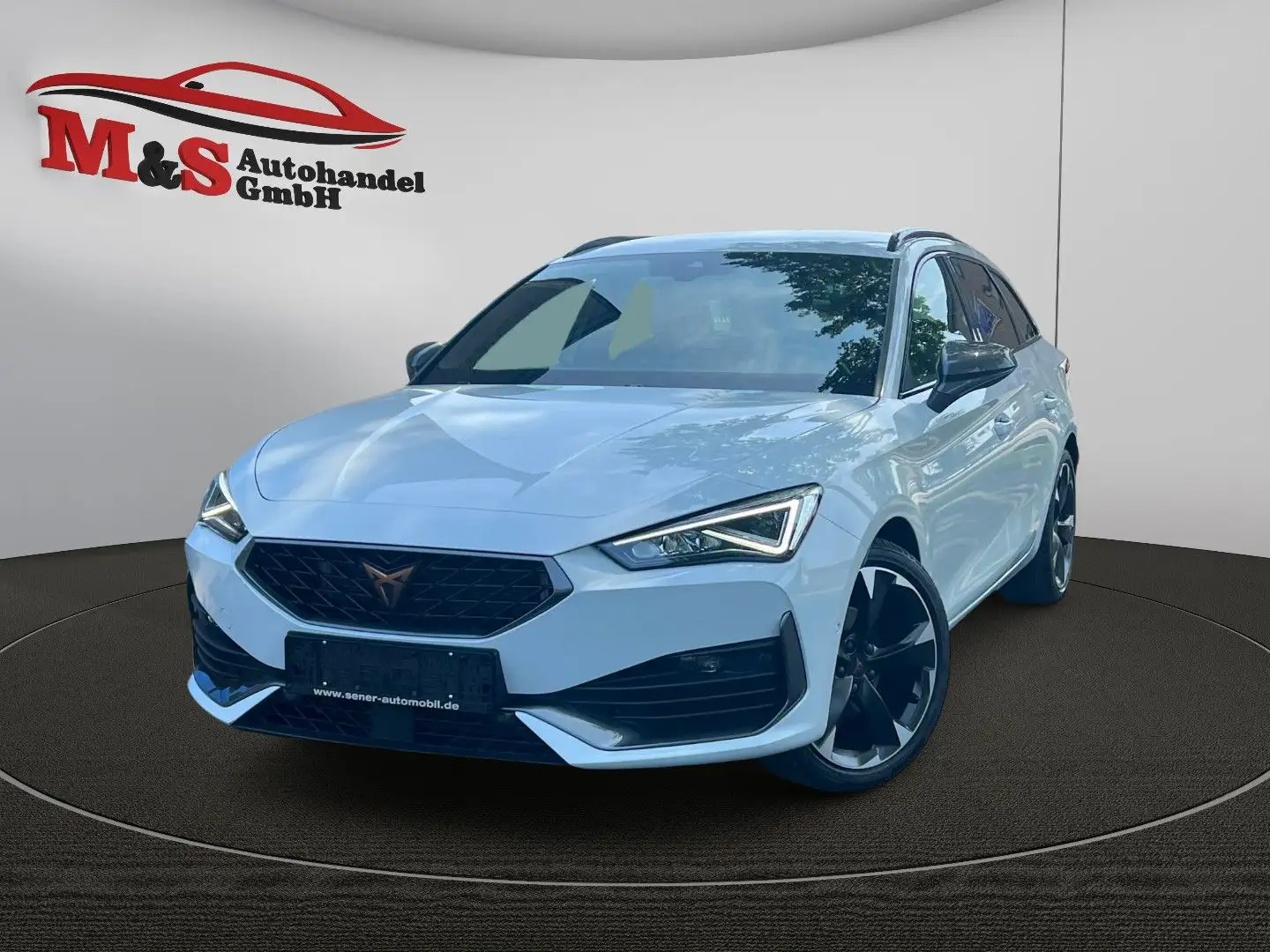 CUPRA Leon Sportstourer eTSI DSG-NAVI-KAMERA-5Jahr.GAR Weiß - 1