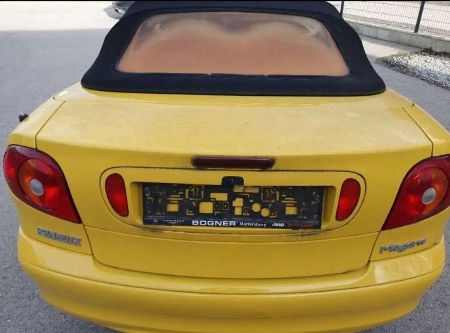 Renault Megane Mégane Cabrio 1,6 16V Gelb - 2