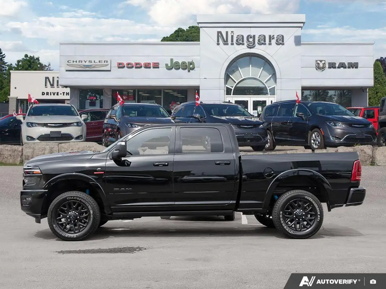 RAM 2500 снимка RAM 2500
