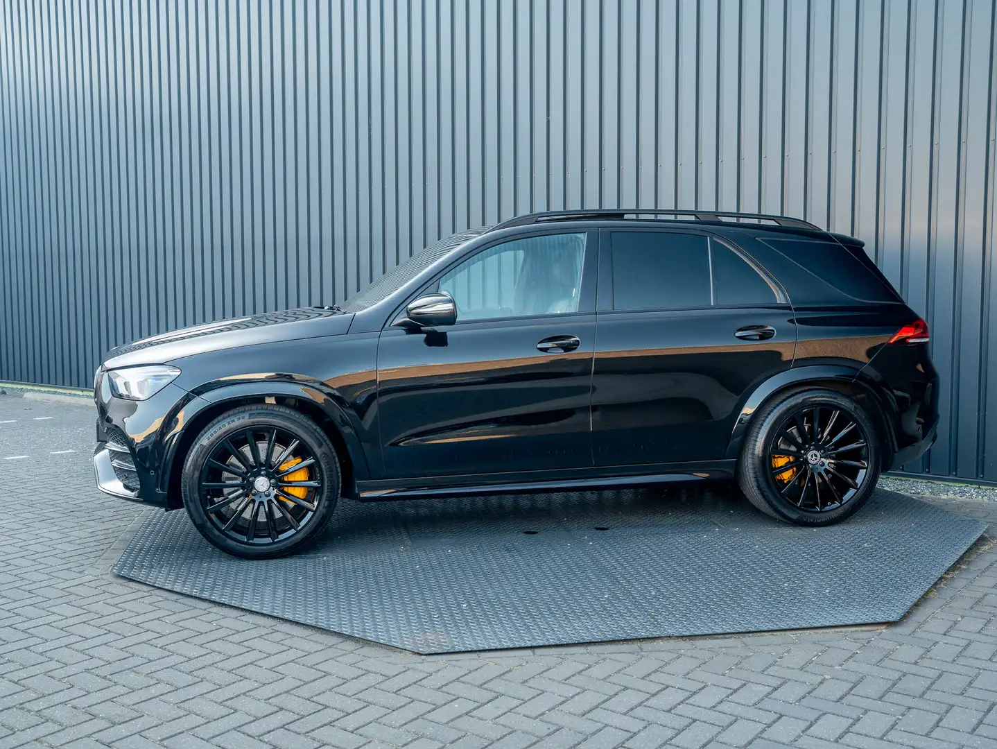 Mercedes-Benz GLE 450 4MATIC Premium Plus | Trekhaak | Head UP | 360 | B Zwart - 2