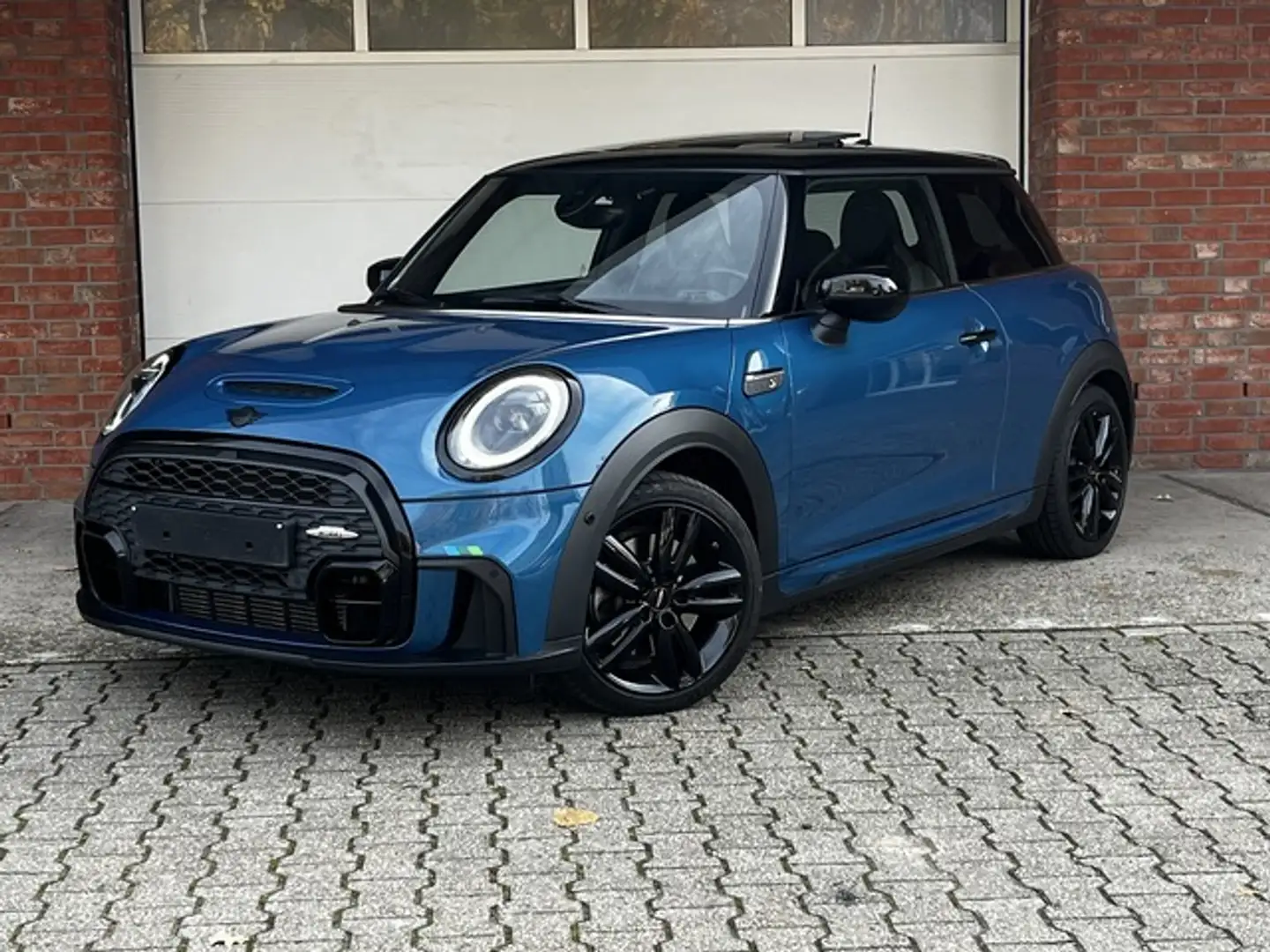 MINI Cooper S John Works Panorama Blau - 2