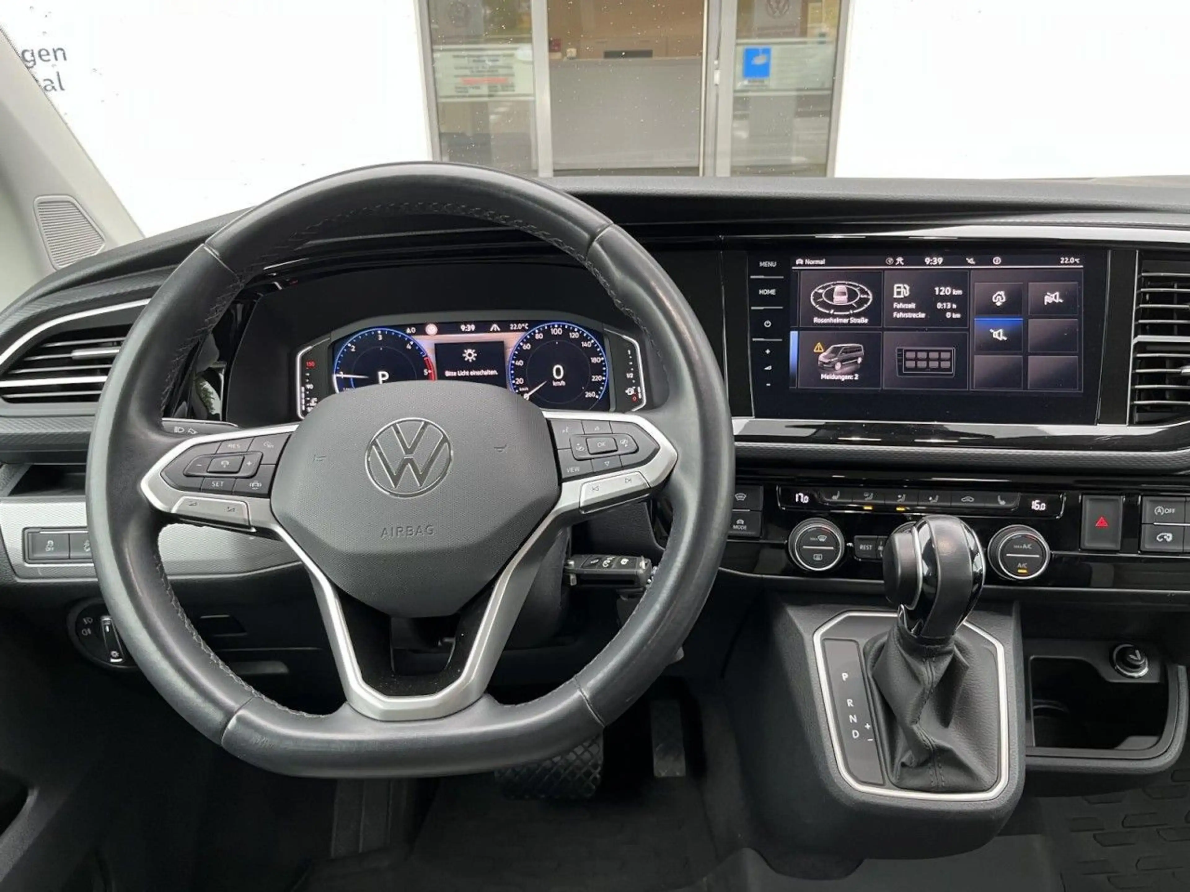 Volkswagen T6.1 Multivan Highline 2,0 TDI DSG 4Motion (AHK+ — photo 15