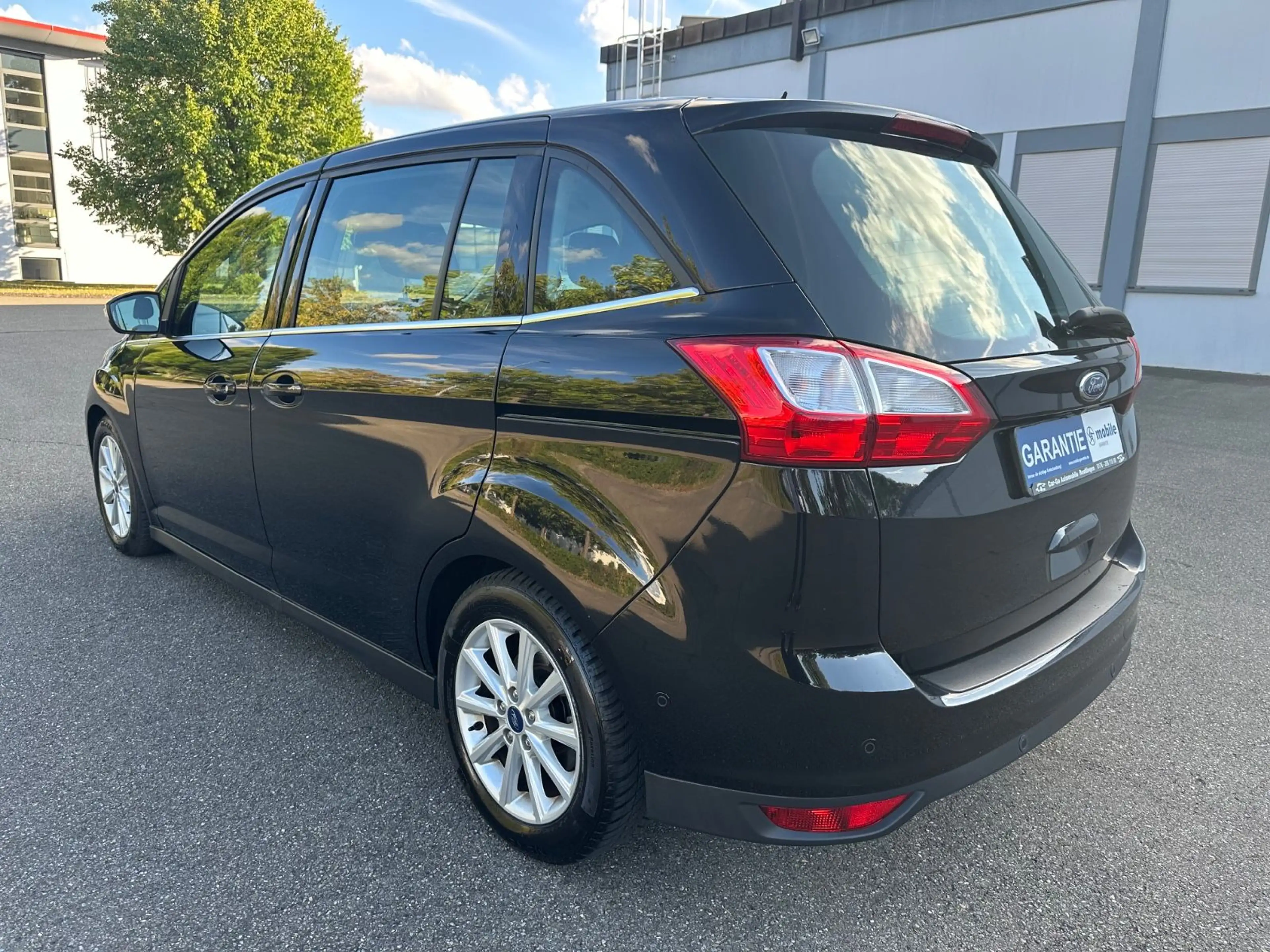 Ford Grand C-Max Grand C-MAX Titanium*Aut.*Kam*Parkass.*Temp*SHZ* — photo 3