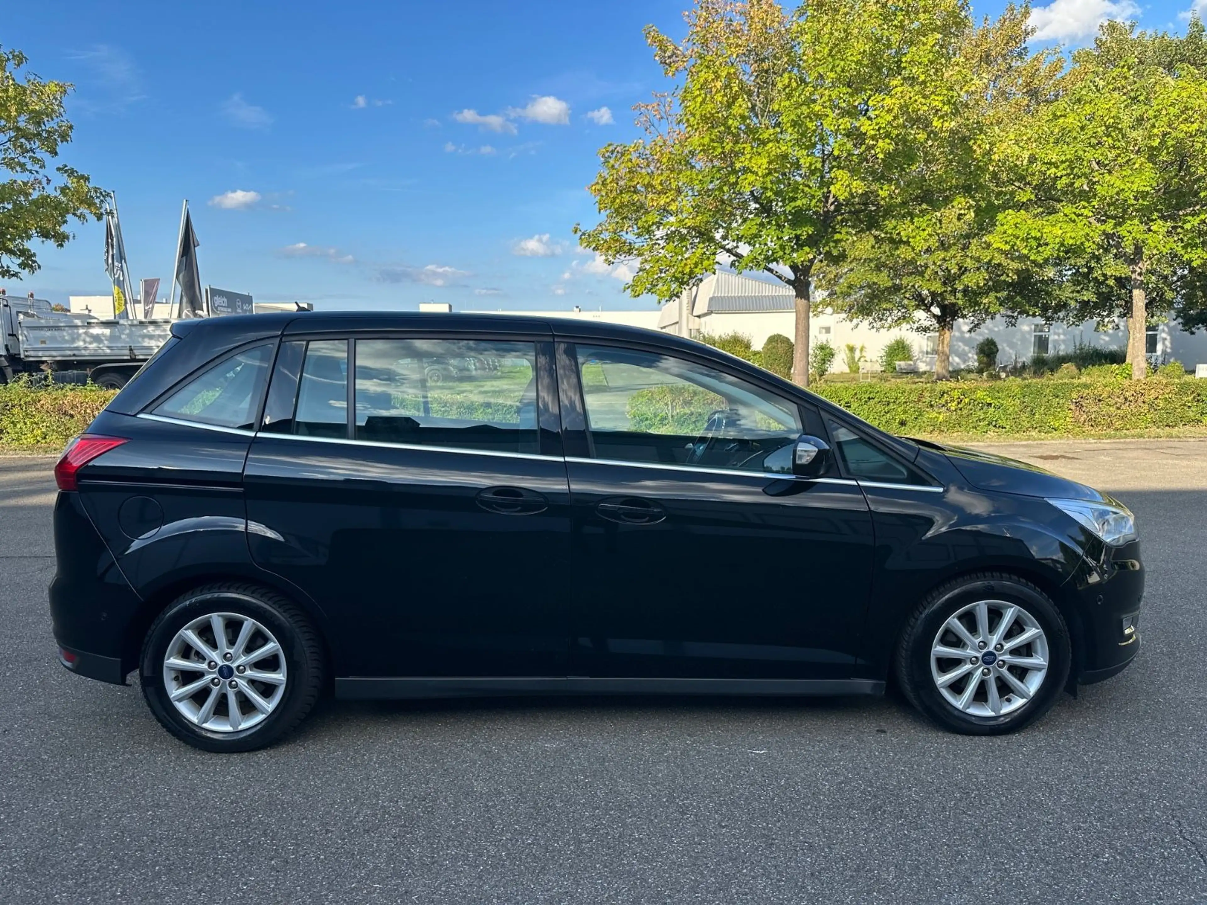 Ford Grand C-Max Grand C-MAX Titanium*Aut.*Kam*Parkass.*Temp*SHZ* — photo 6