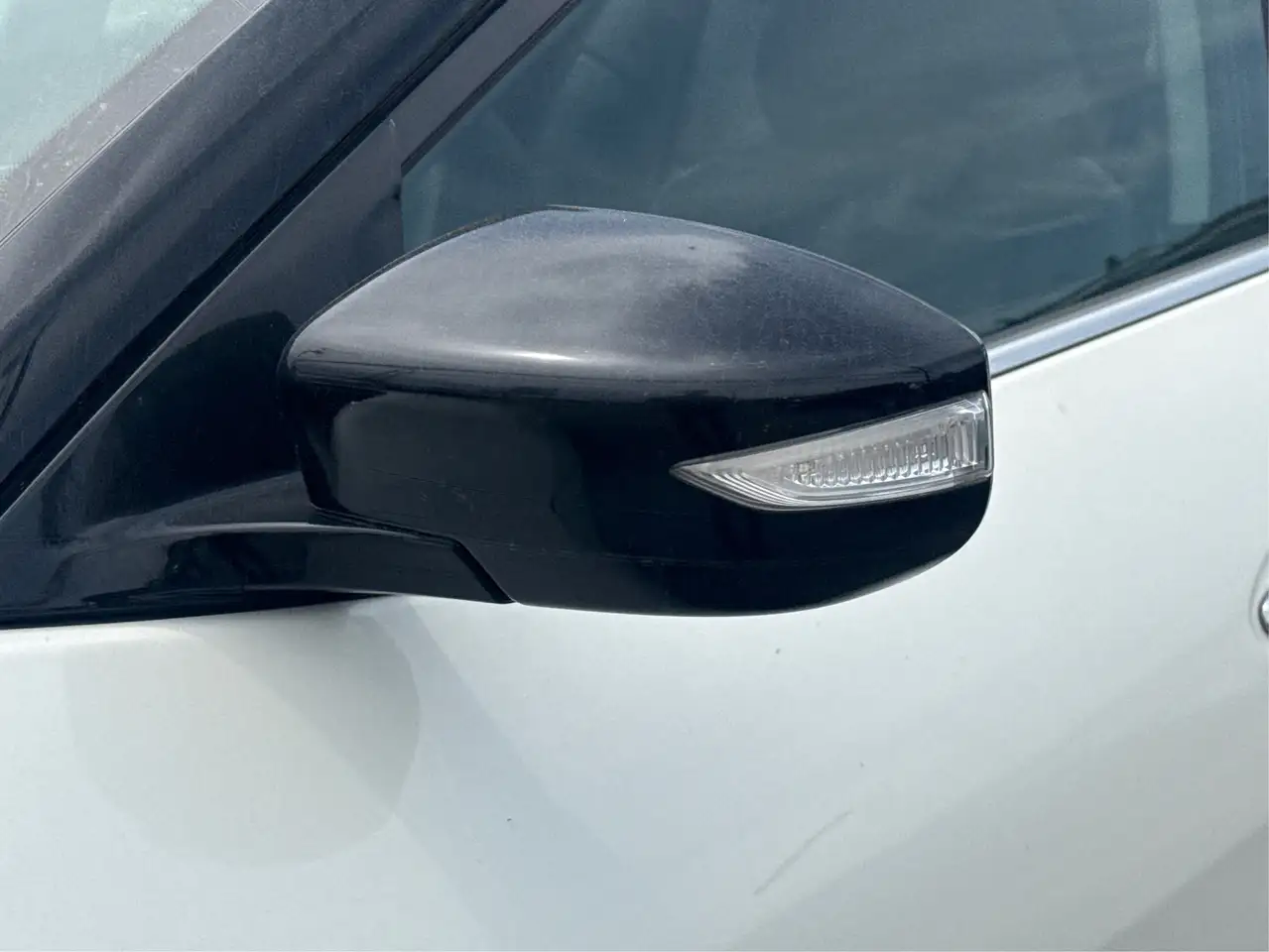 Nissan Maxima снимка Nissan Maxima