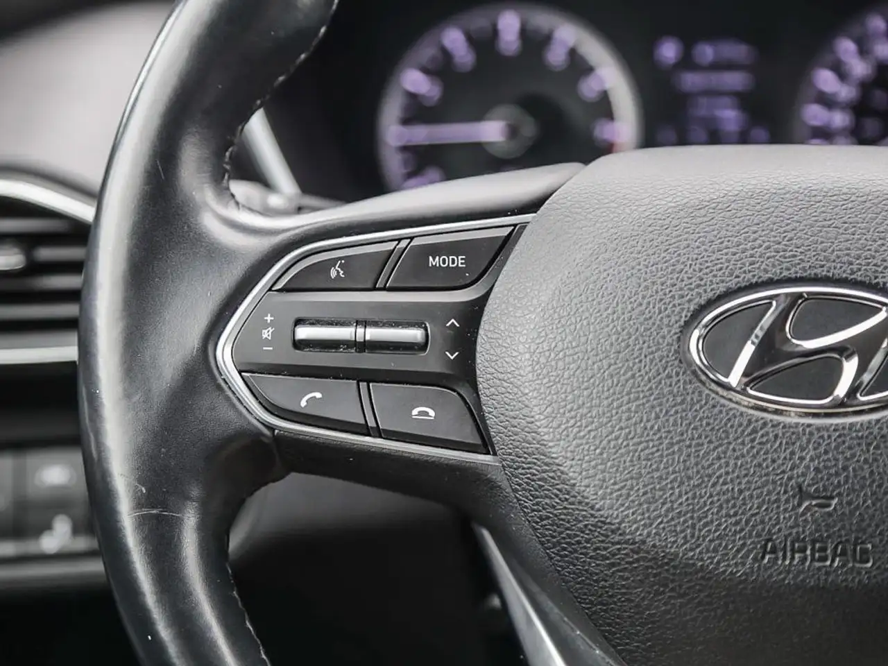 Hyundai SANTA FE снимка Hyundai SANTA FE