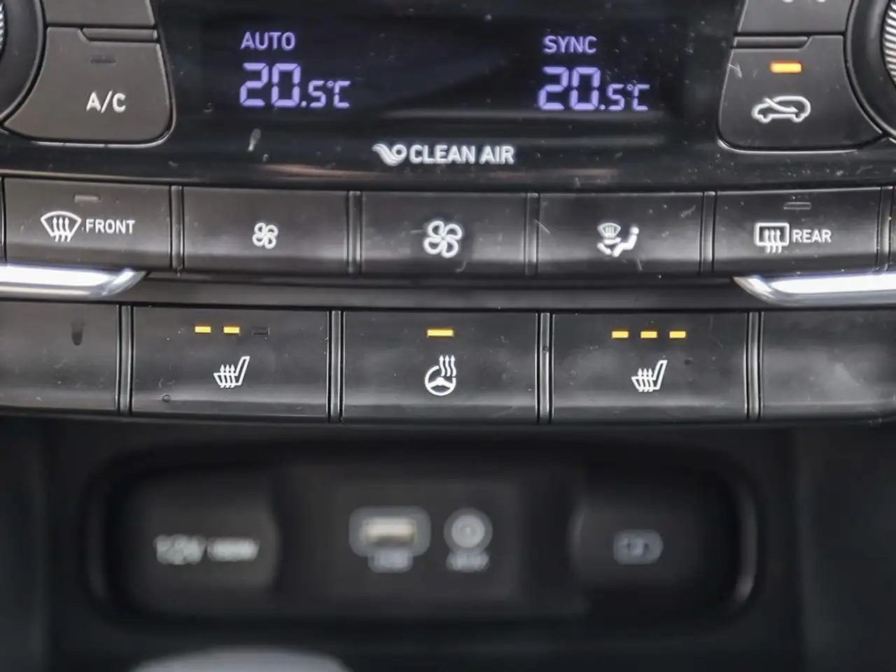 Hyundai SANTA FE снимка Hyundai SANTA FE