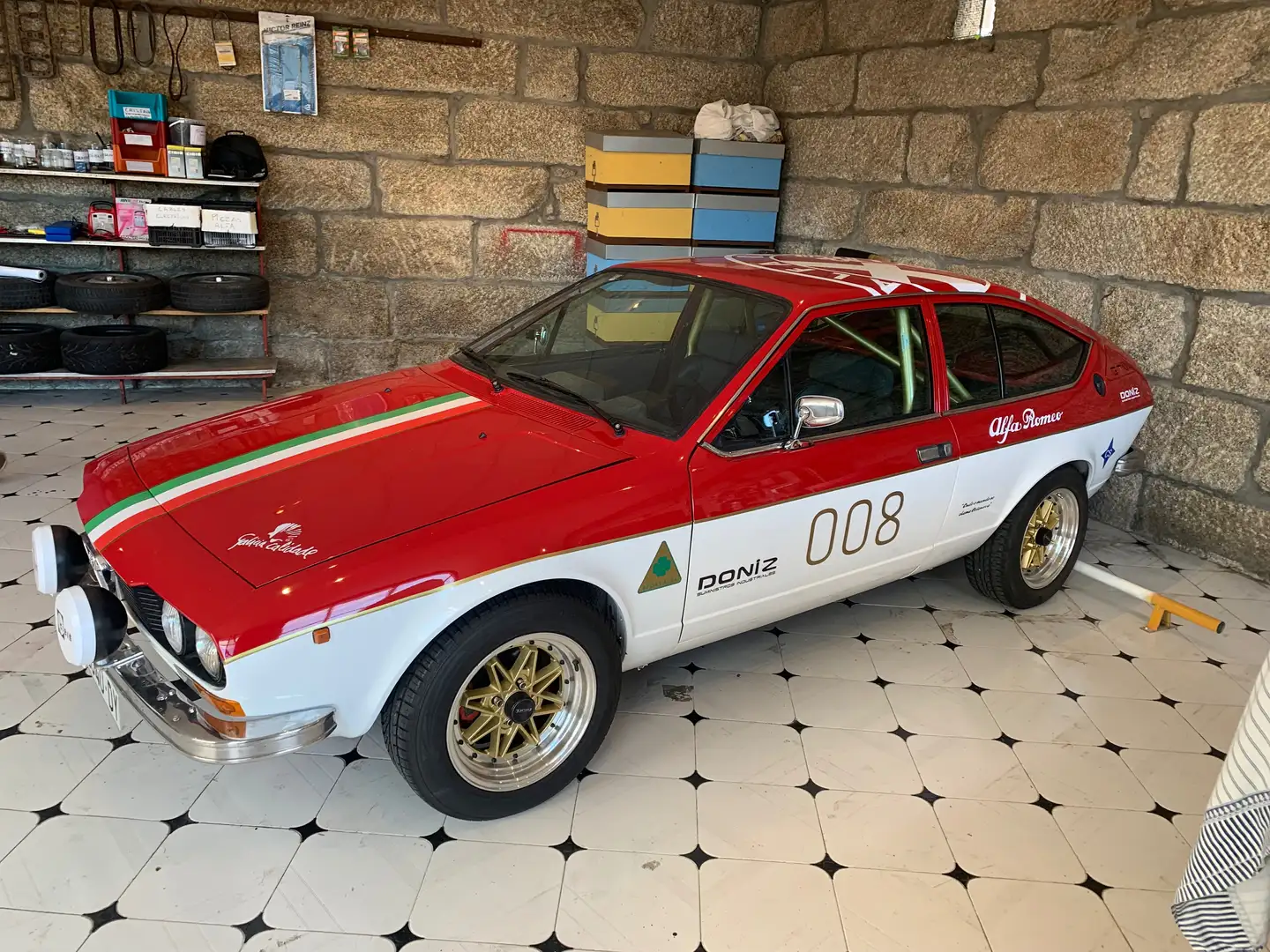 Alfa Romeo Alfetta GTV 2.0 Rojo - 1