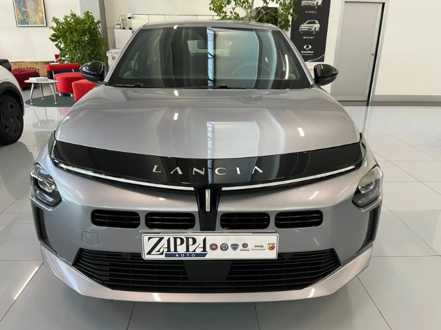 Lancia Ypsilon Hybrid e-DCT Gris - 2