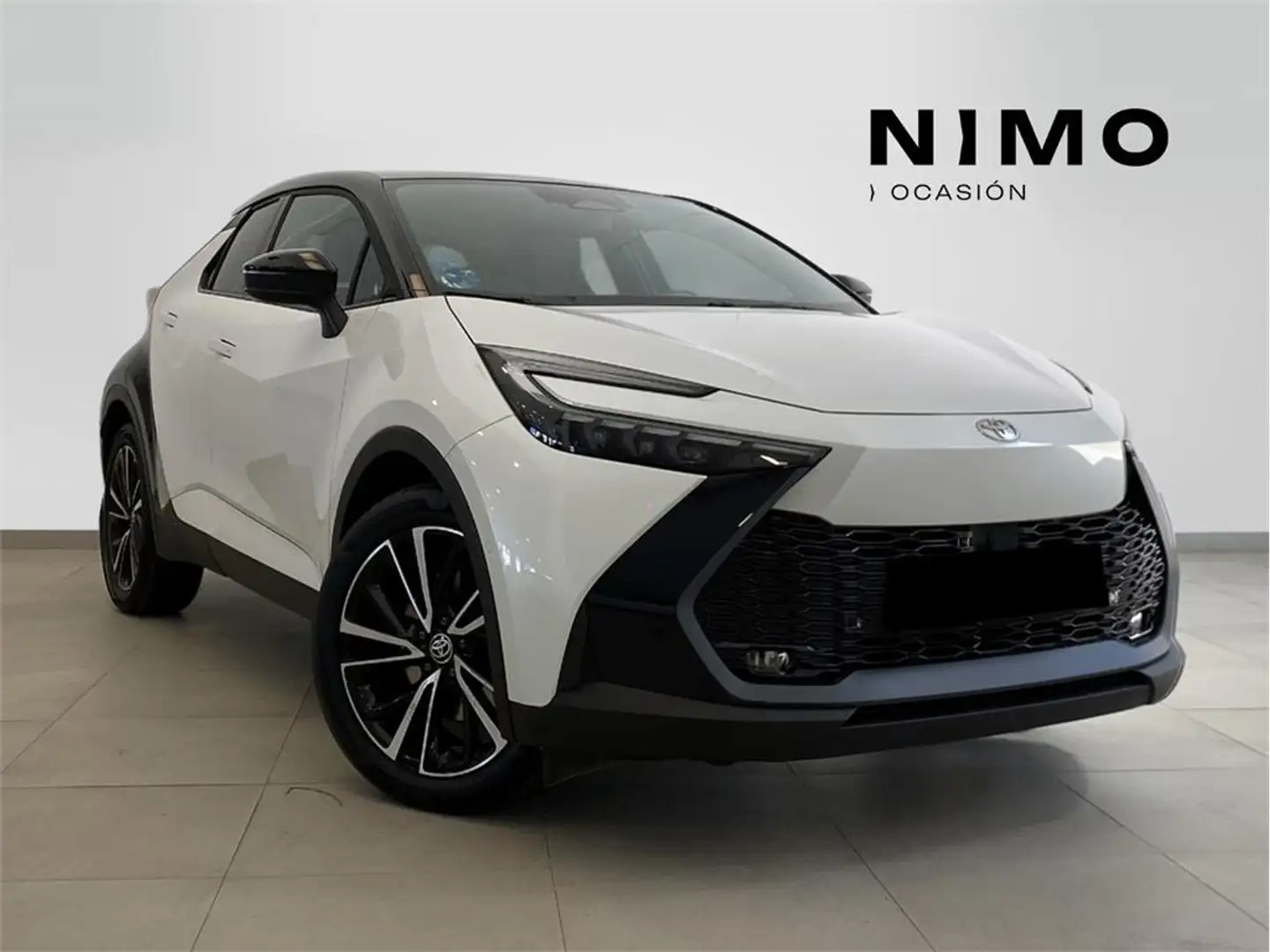 Toyota C-HR 2.0 220PH Premiere Edition - 1
