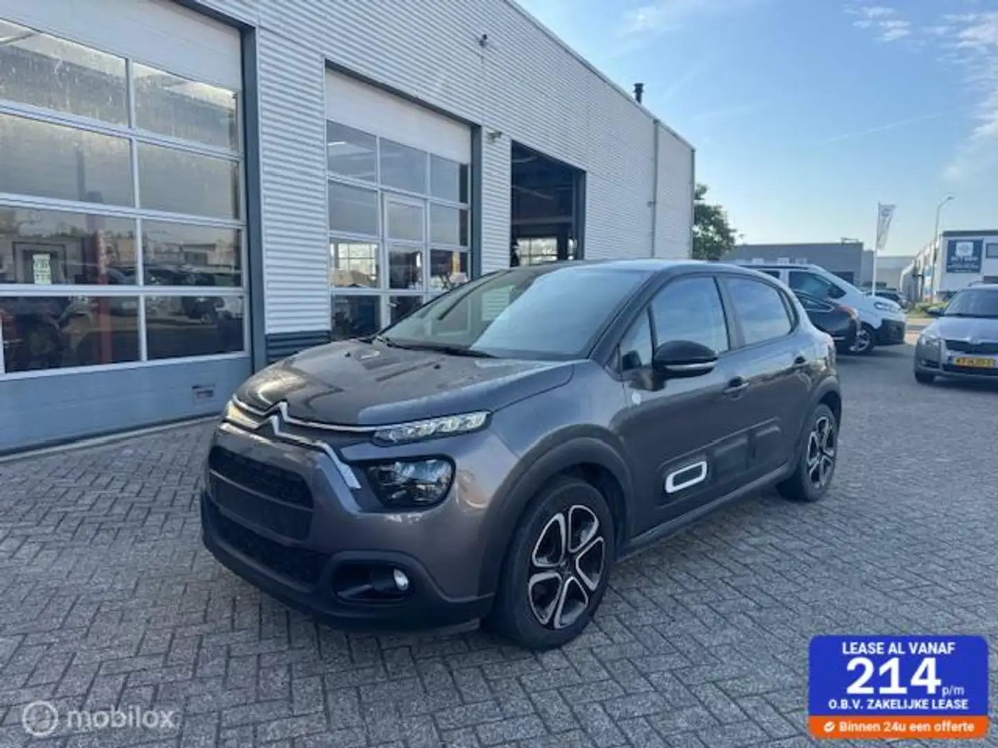 Citroen C3 1.2 PureTech Feel Edition Zwart - 1