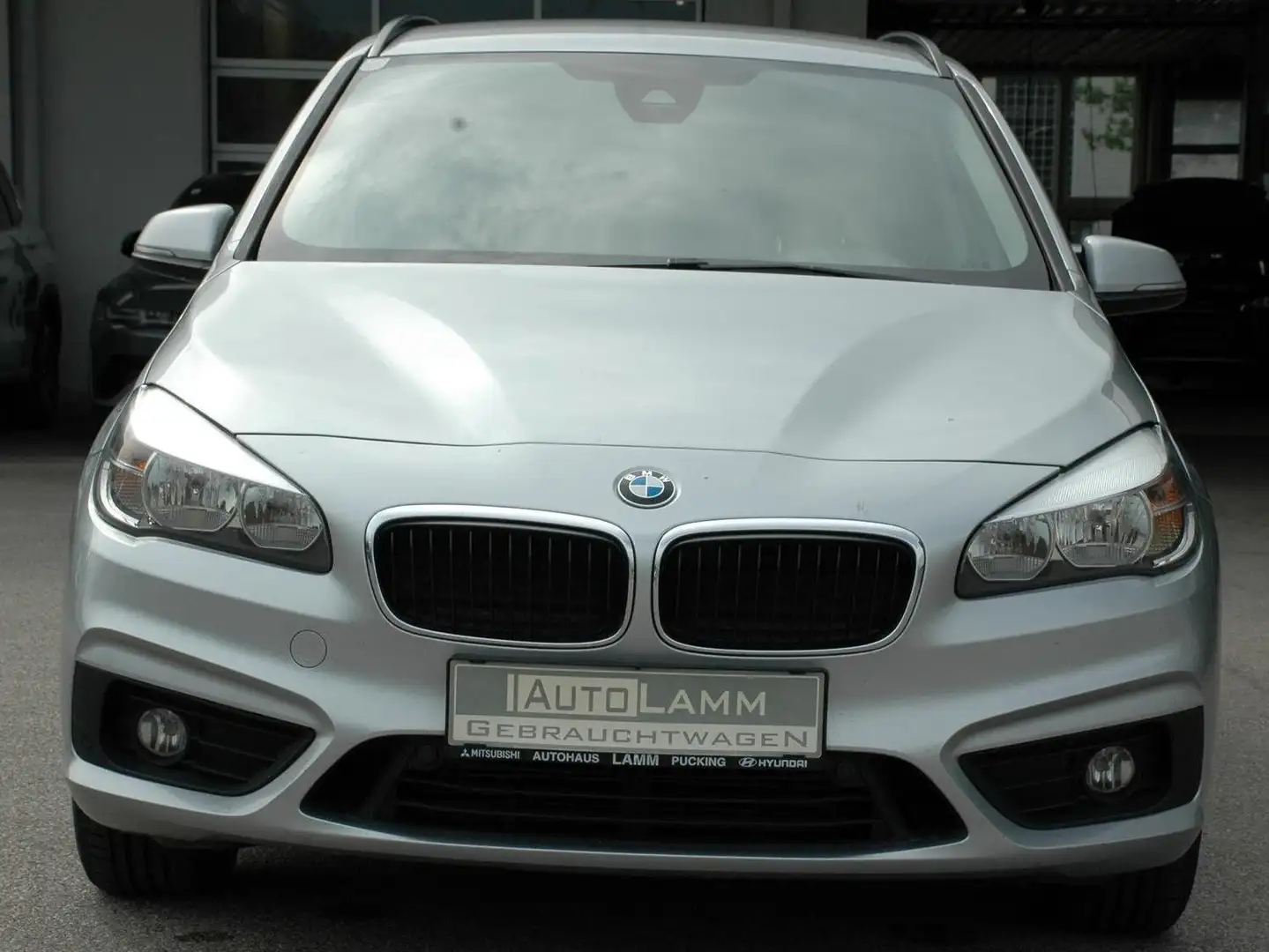 BMW 218 218d Gran Tourer Silber - 1