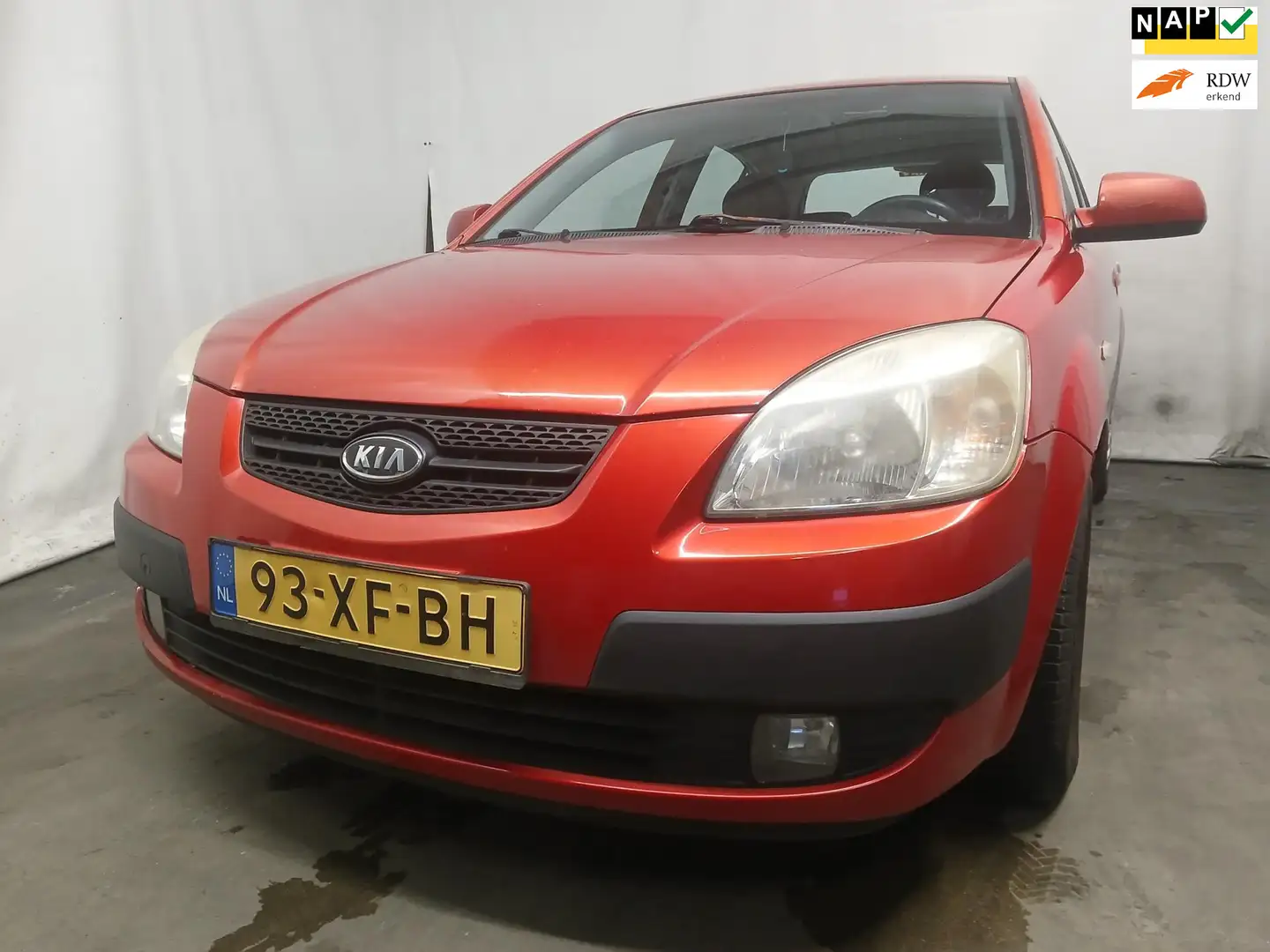 Kia Rio 1.4 X-tra - Airco Roşu - 1