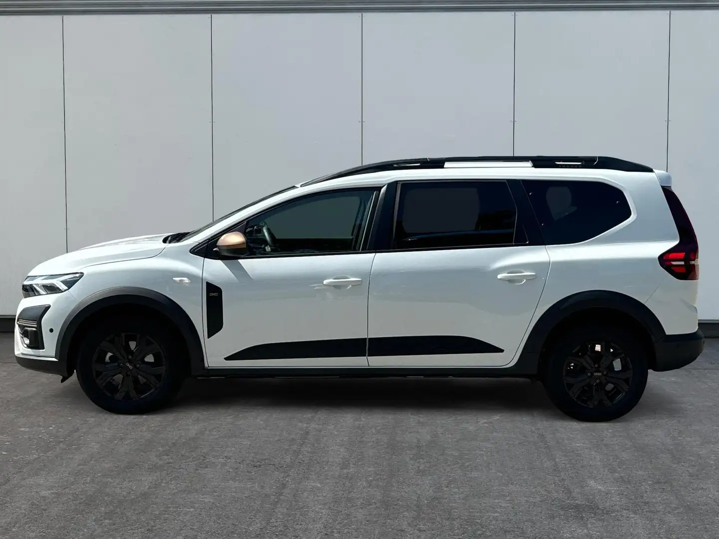 Dacia Jogger Extreme 7-SITZER+LED+SHZ+ALU+KAMERA+DAB 1.0 TCe... Weiß - 2