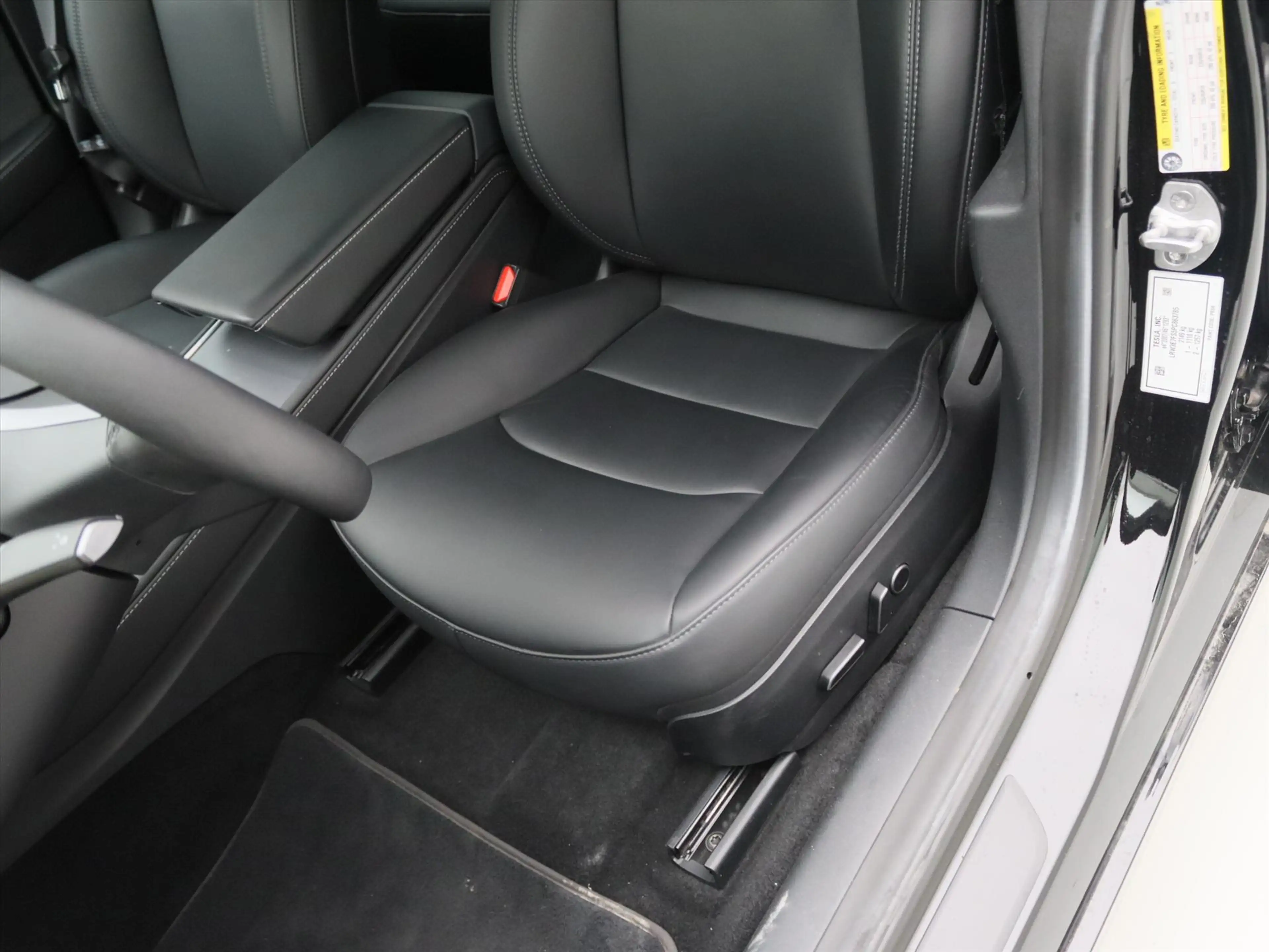 Tesla Model 3 Standard RWD Plus 94.2% SoH UPGRADE [ AMD RYZEN+LF — photo 19