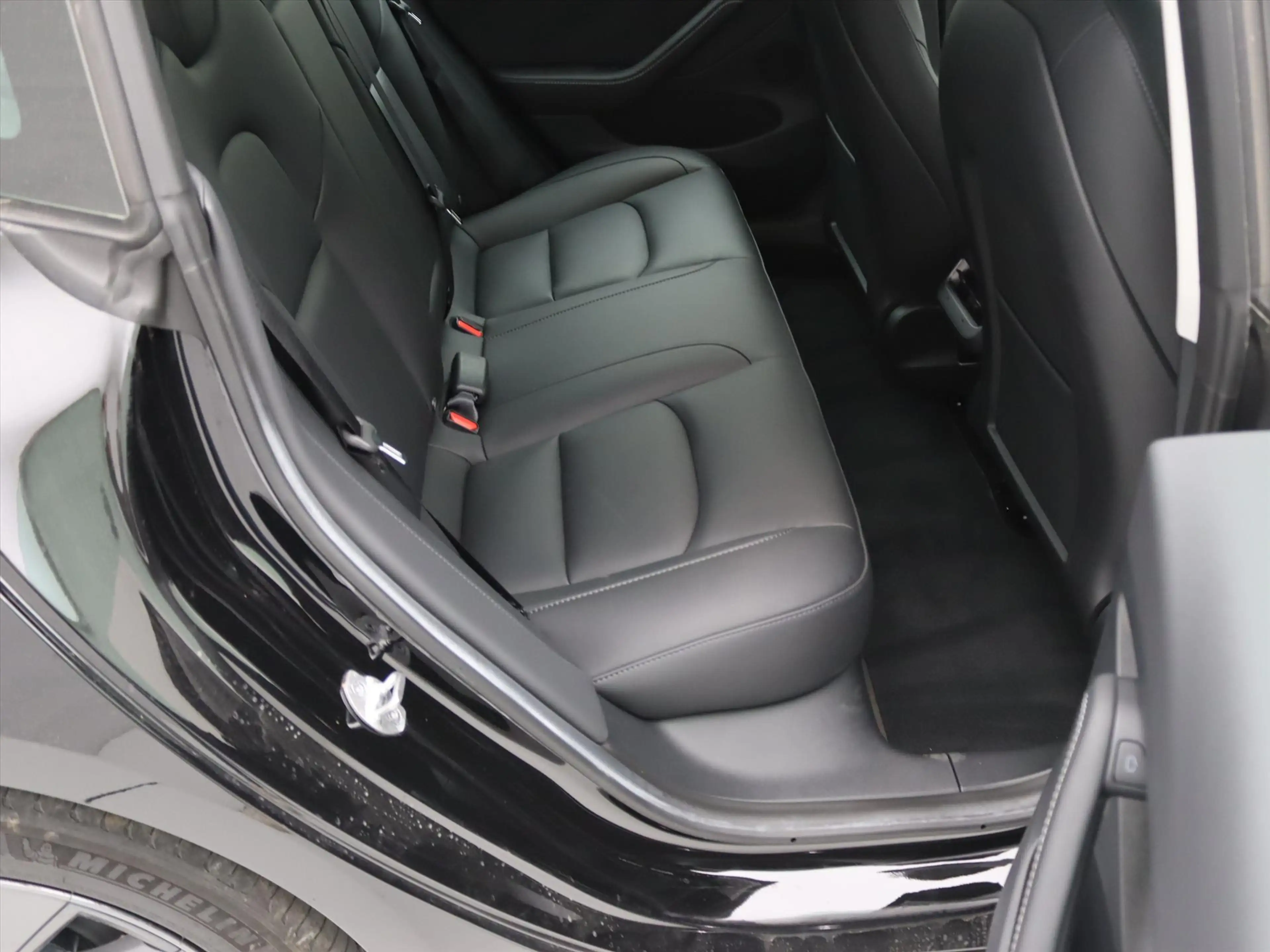 Tesla Model 3 Standard RWD Plus 94.2% SoH UPGRADE [ AMD RYZEN+LF — photo 15