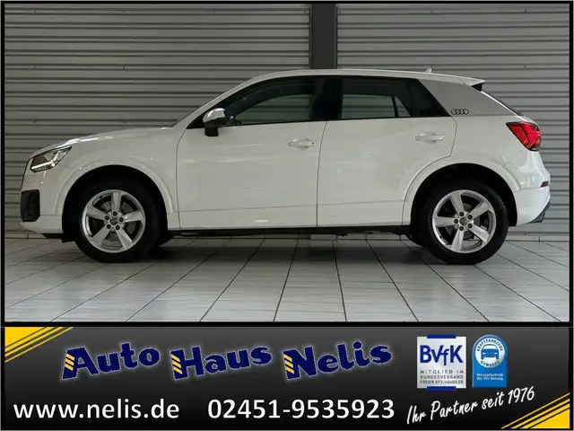 Audi Q2 view 21