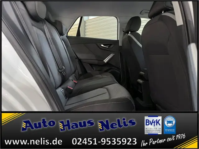Audi Q2 view 28