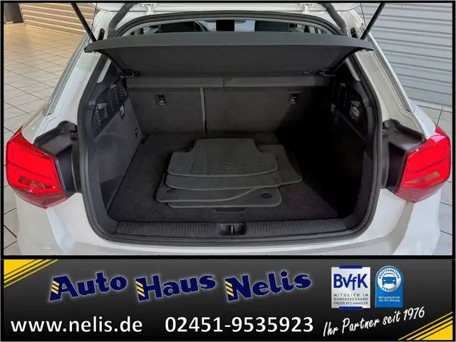 Audi Q2 view 17