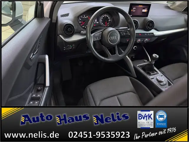Audi Q2 view 9