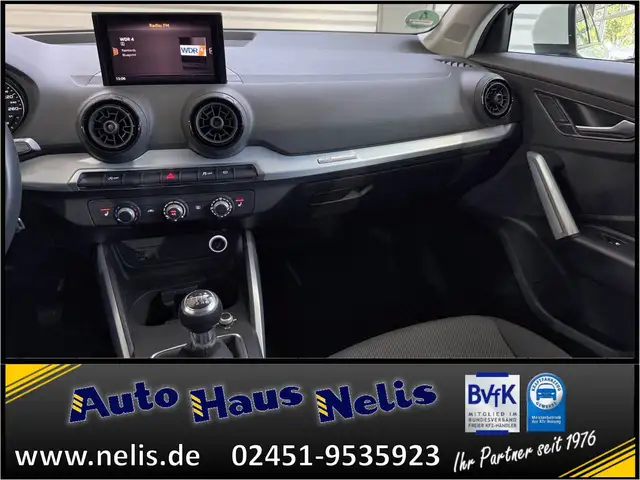 Audi Q2 view 15