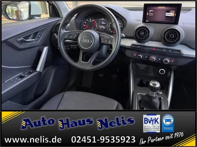 Audi Q2 view 10