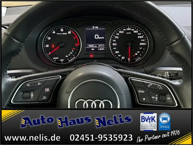 Audi Q2 view 12