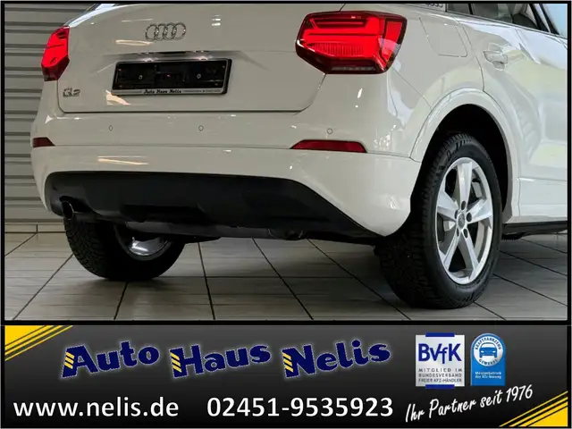 Audi Q2 view 24