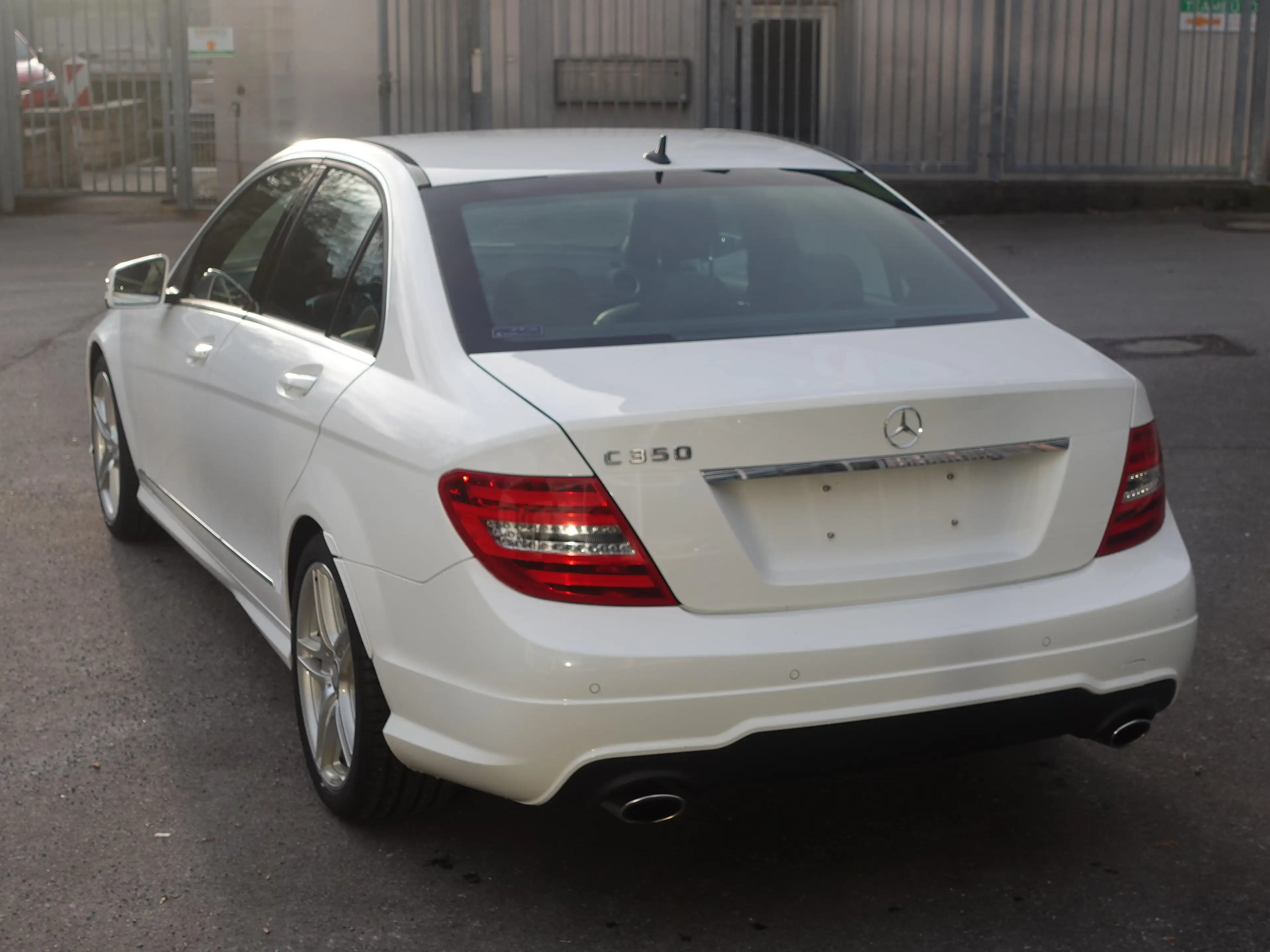 Mercedes-Benz C 350 C 350 AMG Sport-Paket Leder Comand ILS Kamera — photo 3