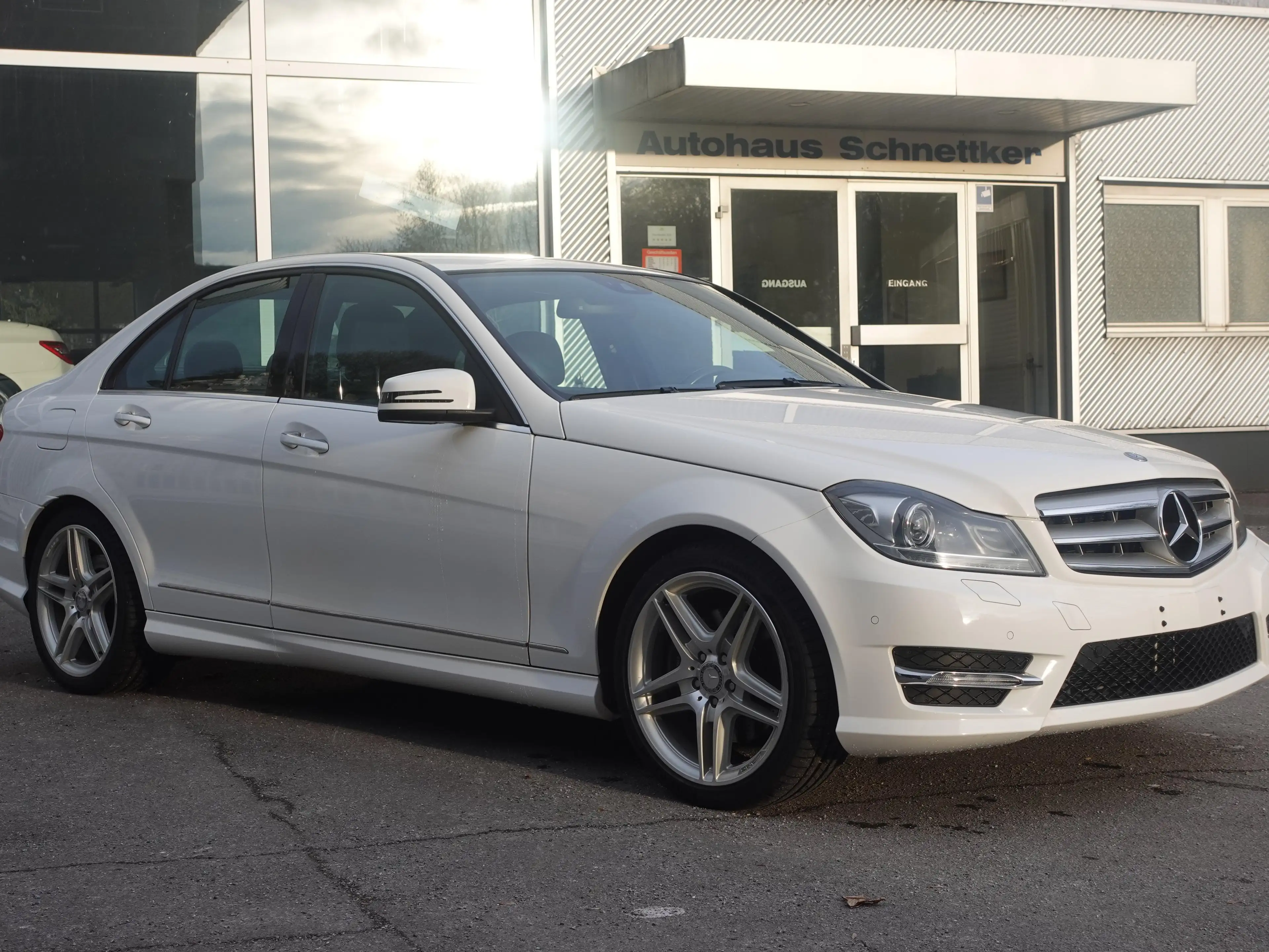 Mercedes-Benz C 350 C 350 AMG Sport-Paket Leder Comand ILS Kamera — photo 4