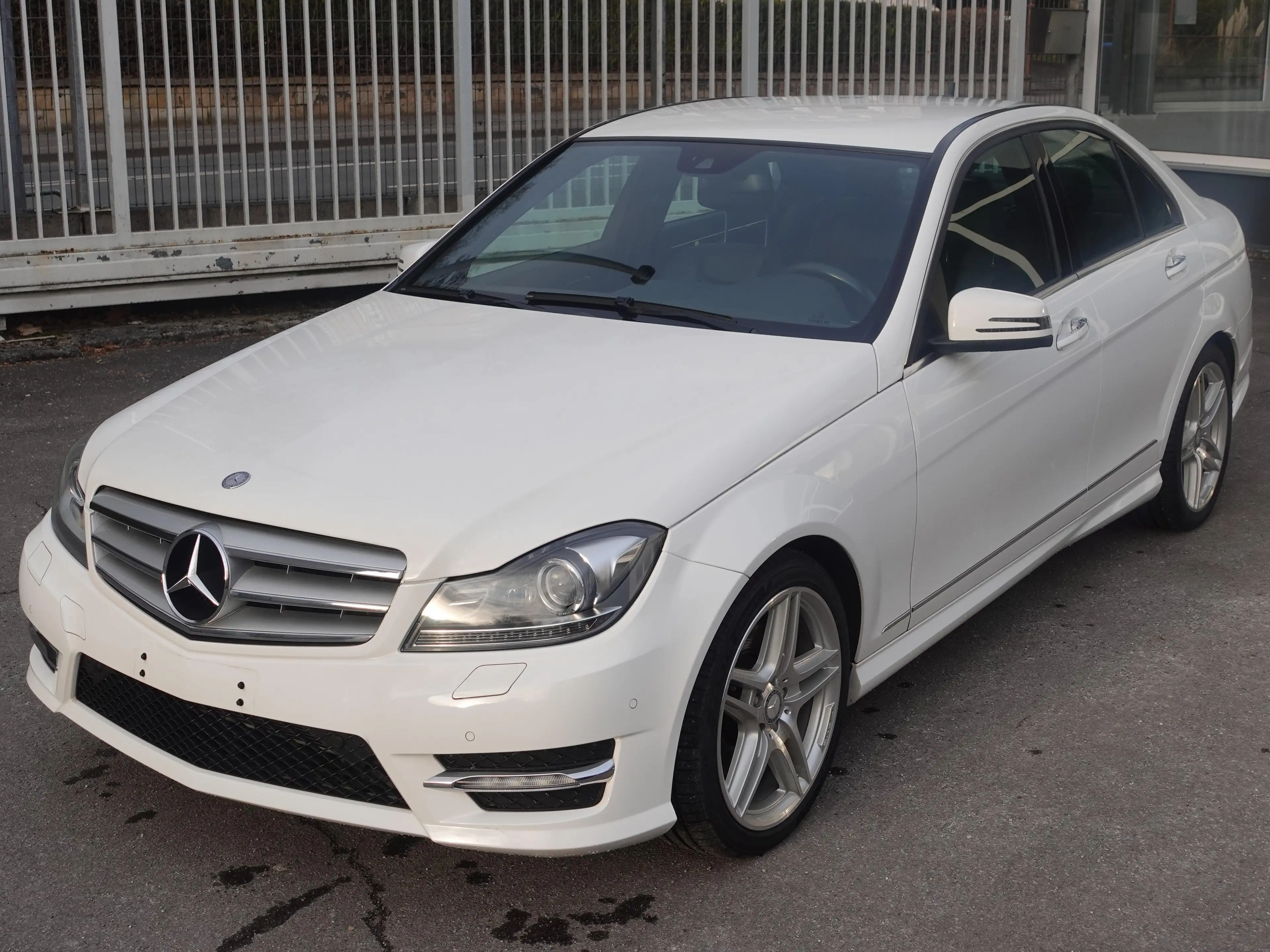 Mercedes-Benz C 350 C 350 AMG Sport-Paket Leder Comand ILS Kamera — photo 14